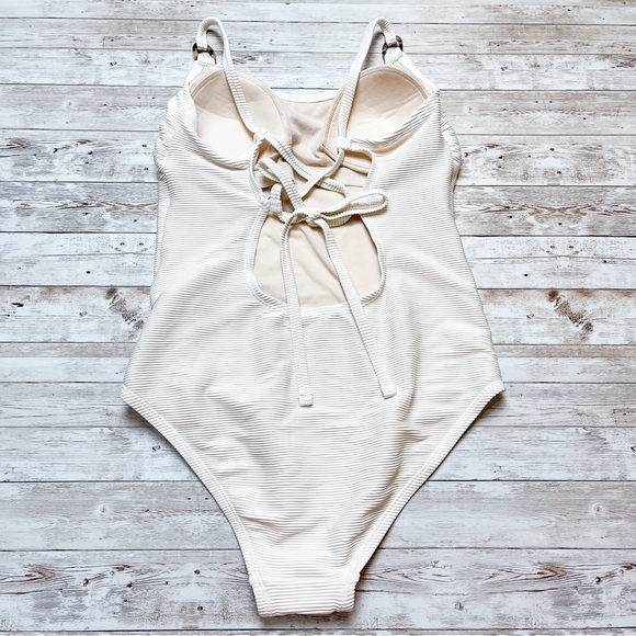 Target Kona Sol One Piece Ribbed Swimsuit Cream Size Medium 8-10 NWT - Picture 4 of 4